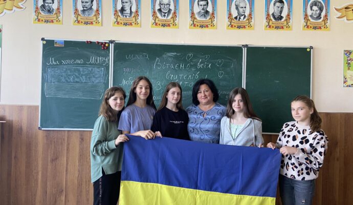 7-В