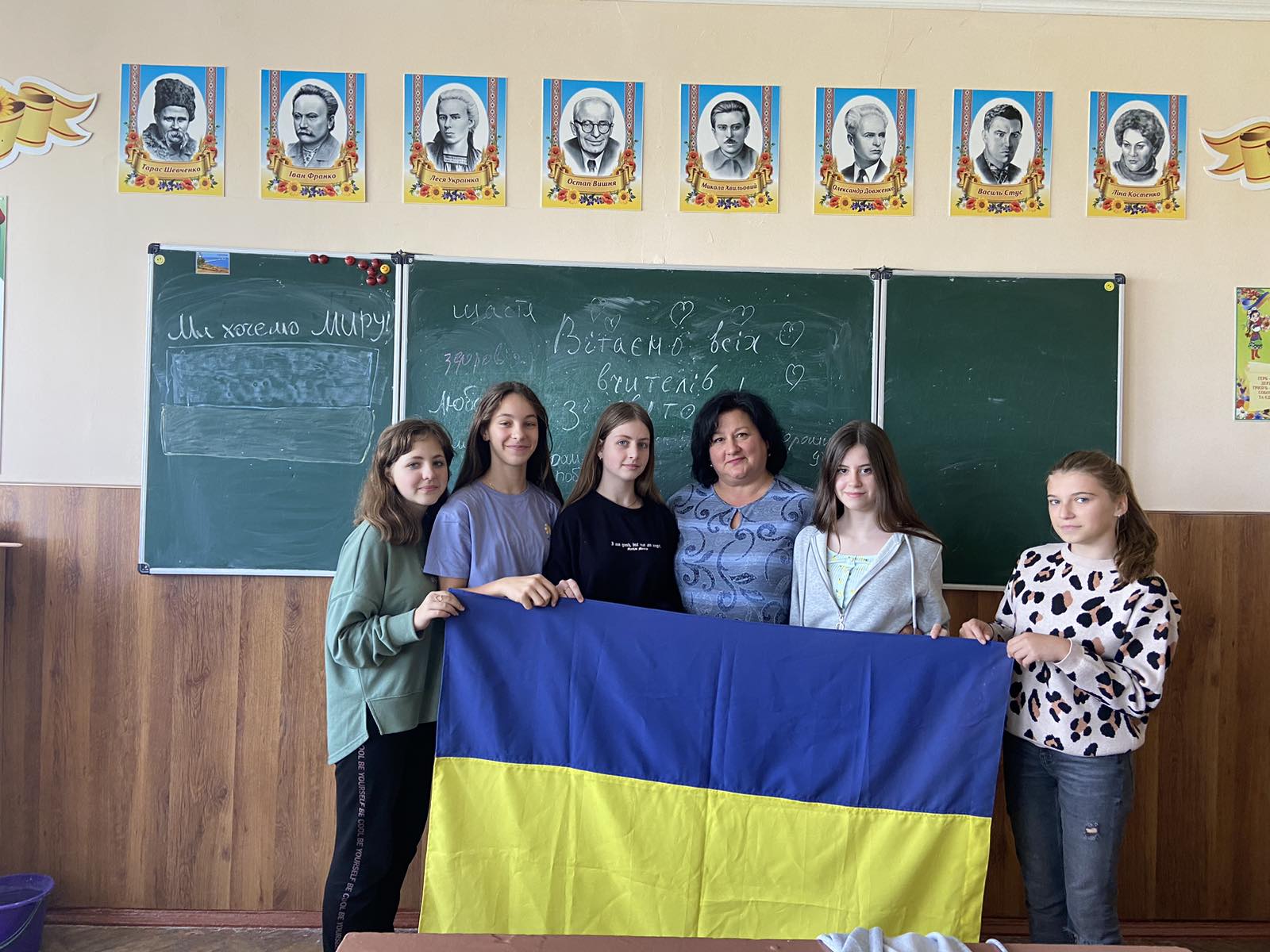 7-В